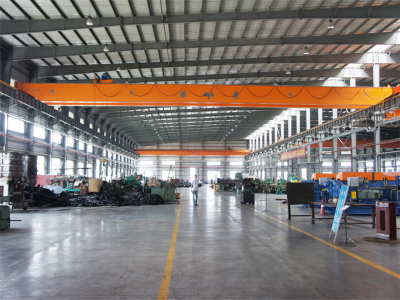 LH型双梁桥式起重机-8.jpg LH型双梁桥式起重机