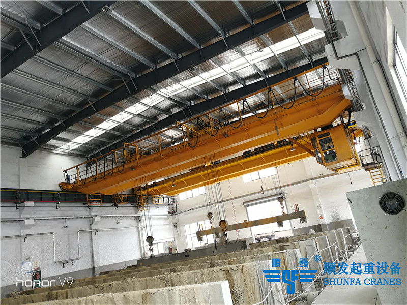 QE型通用桥式起重机-4.jpg